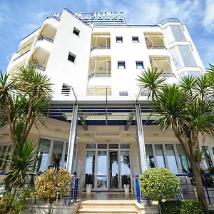 4* Отель Iliria Internacional